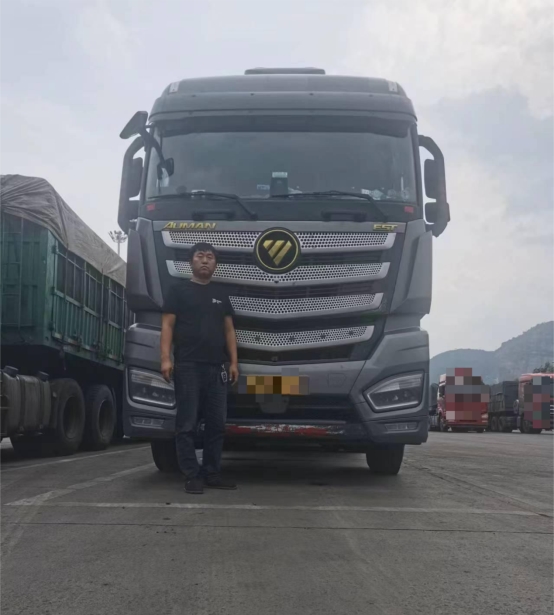 节气挑战英雄榜|百公里30.1KG，邓师傅：恣意驰骋，欧曼燃气车省气增效益	