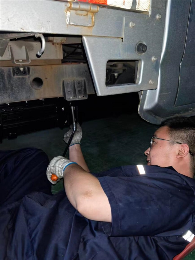 五大服务升级的无声践行：一次深夜求助，见证奇瑞商用车24小时守护